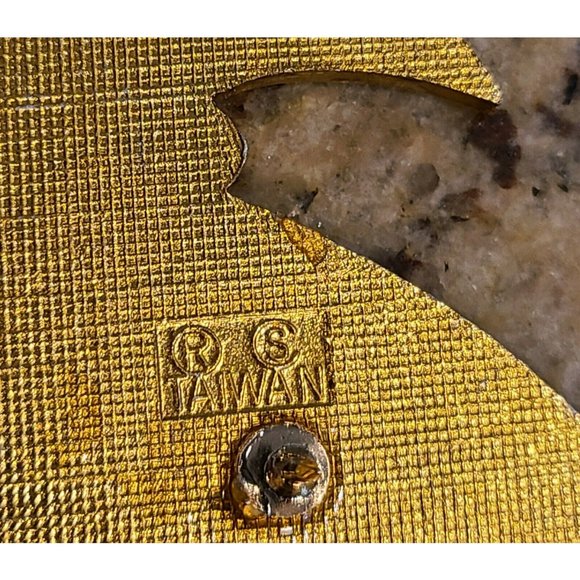 Vintage Lions Club Pin MD19 1981 BC Canada Washington Idaho Atlanta Dove Peace - Picture 7 of 11